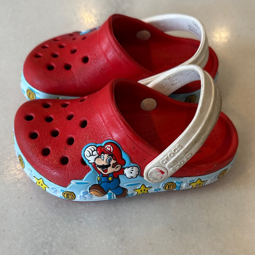CROCS Kids Red Super Mario Slippers